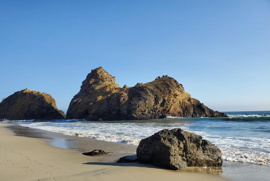 purple sand beaches