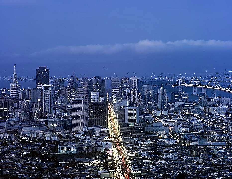 Night time views from the top of Twin Peaks