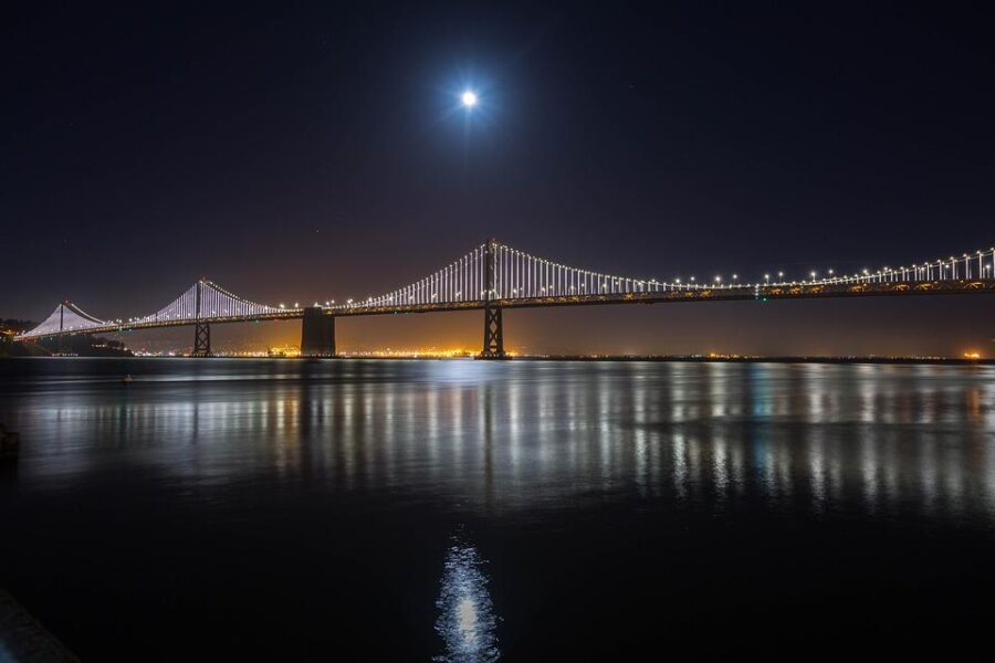 Best views of San Francisco at night (city skyline, landmarks and bridge views)